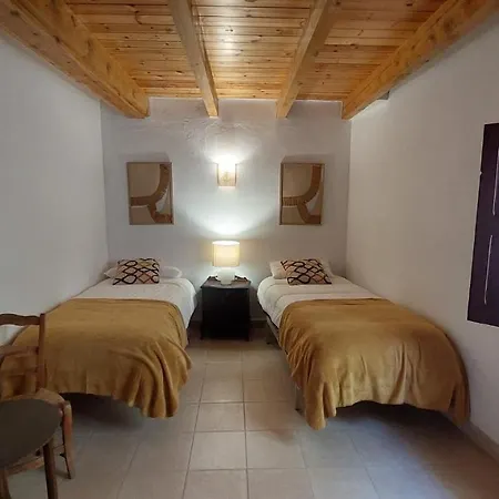 Casa Castan Lirí