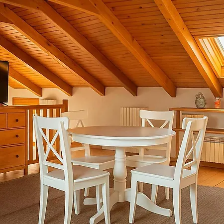 Casa Castan * Lirí
